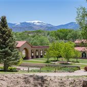 La Mesita Ranch Estate - Main Plaza