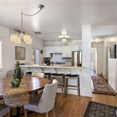 212 East Santa Fe Avenue