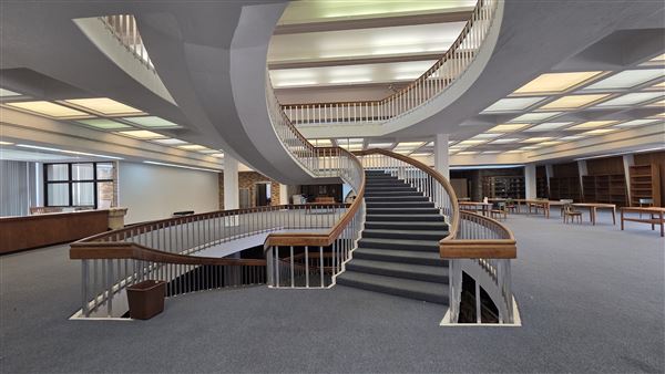 Fogelson Library