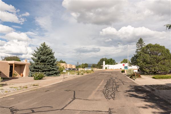Location Image 4