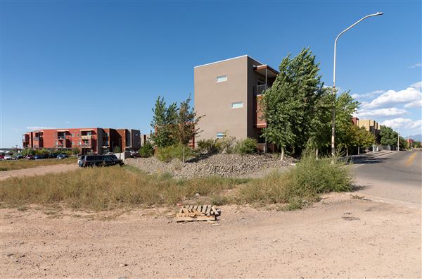 Location Image 4