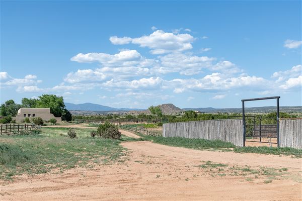 Location Image 4