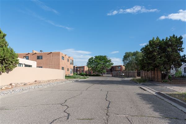 Location Image 4