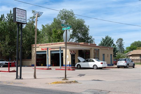 The New Old Trail Garage (South Capital)